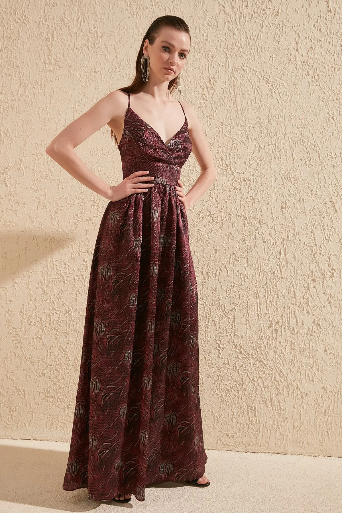 16446 Bordeaux Self Patterned Strap Dress