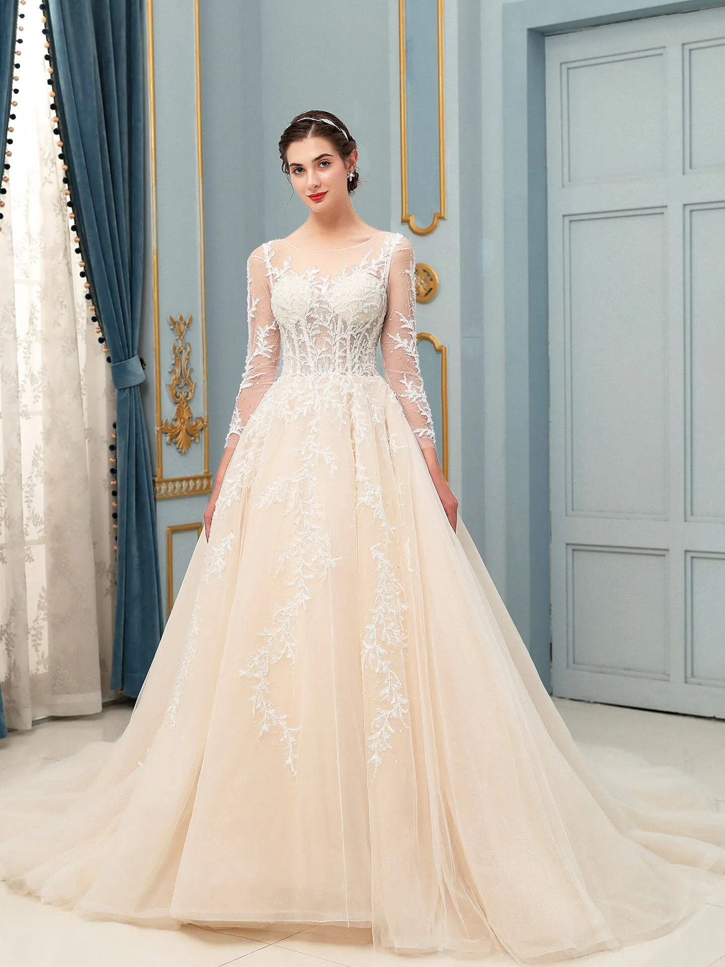 A-line Tulle Lace Applique Wedding Dresses Beaded Luxurious Floor Length Long Sleeve