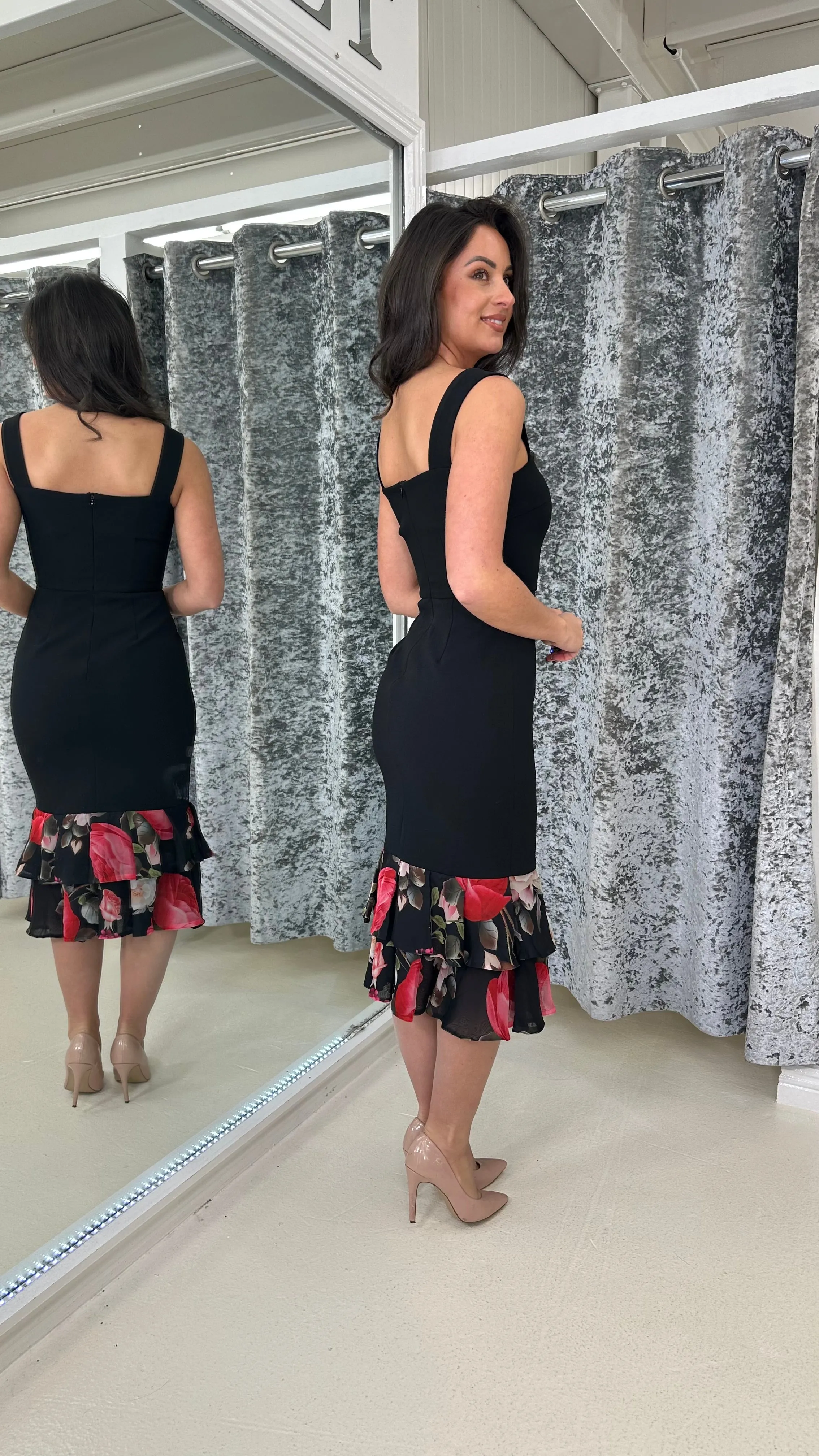 Black and Red Fishtail Midi Dress