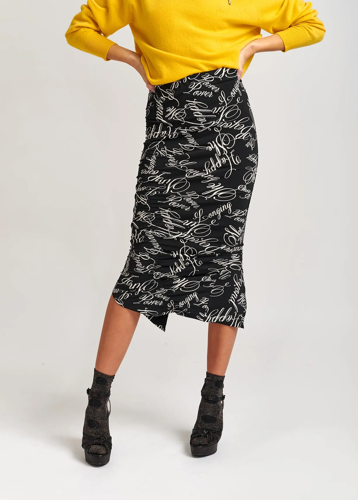 Black midi skirt with script-print