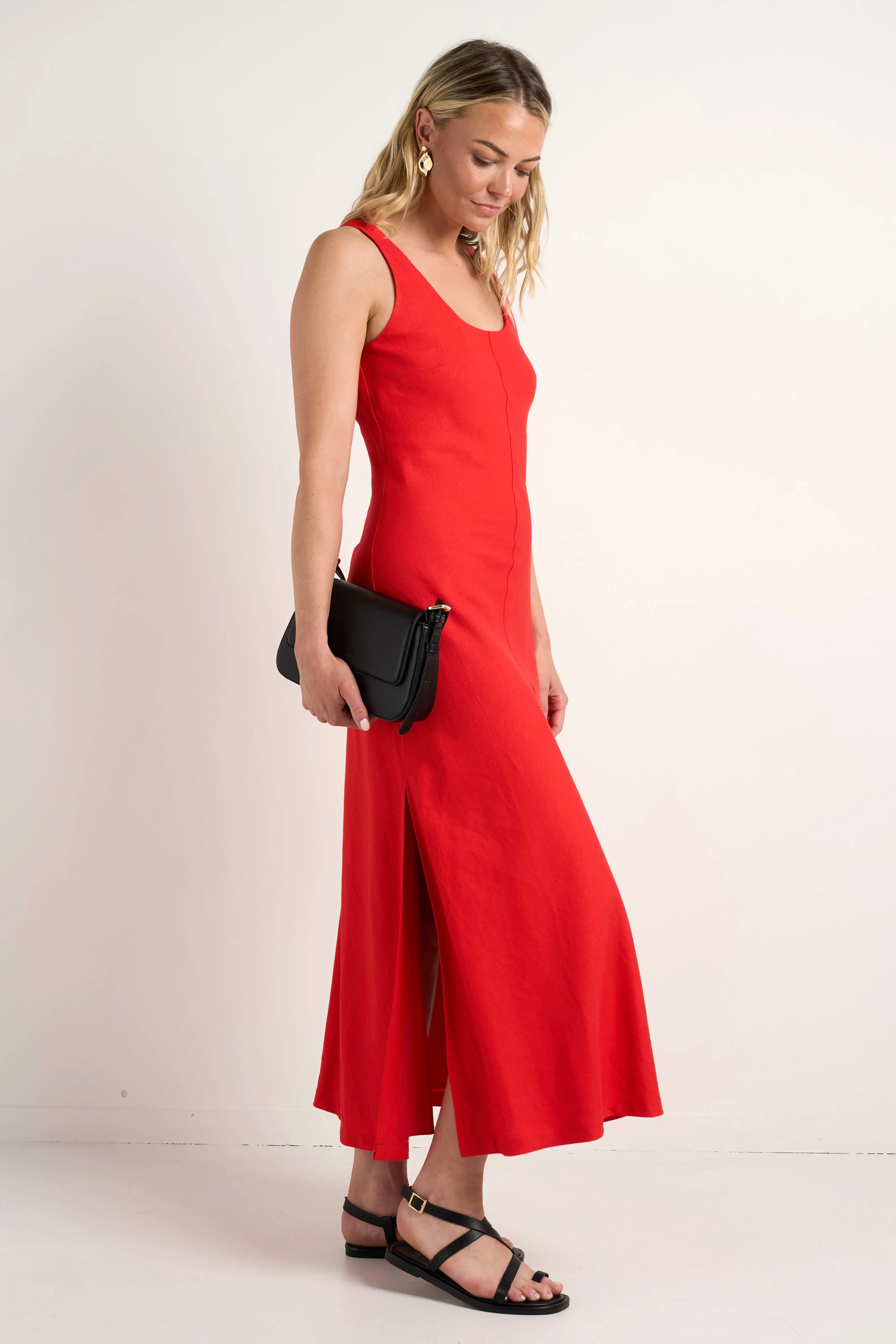 Nerve Flame Sleeveless Scoop Neck Bias Maxi Dress