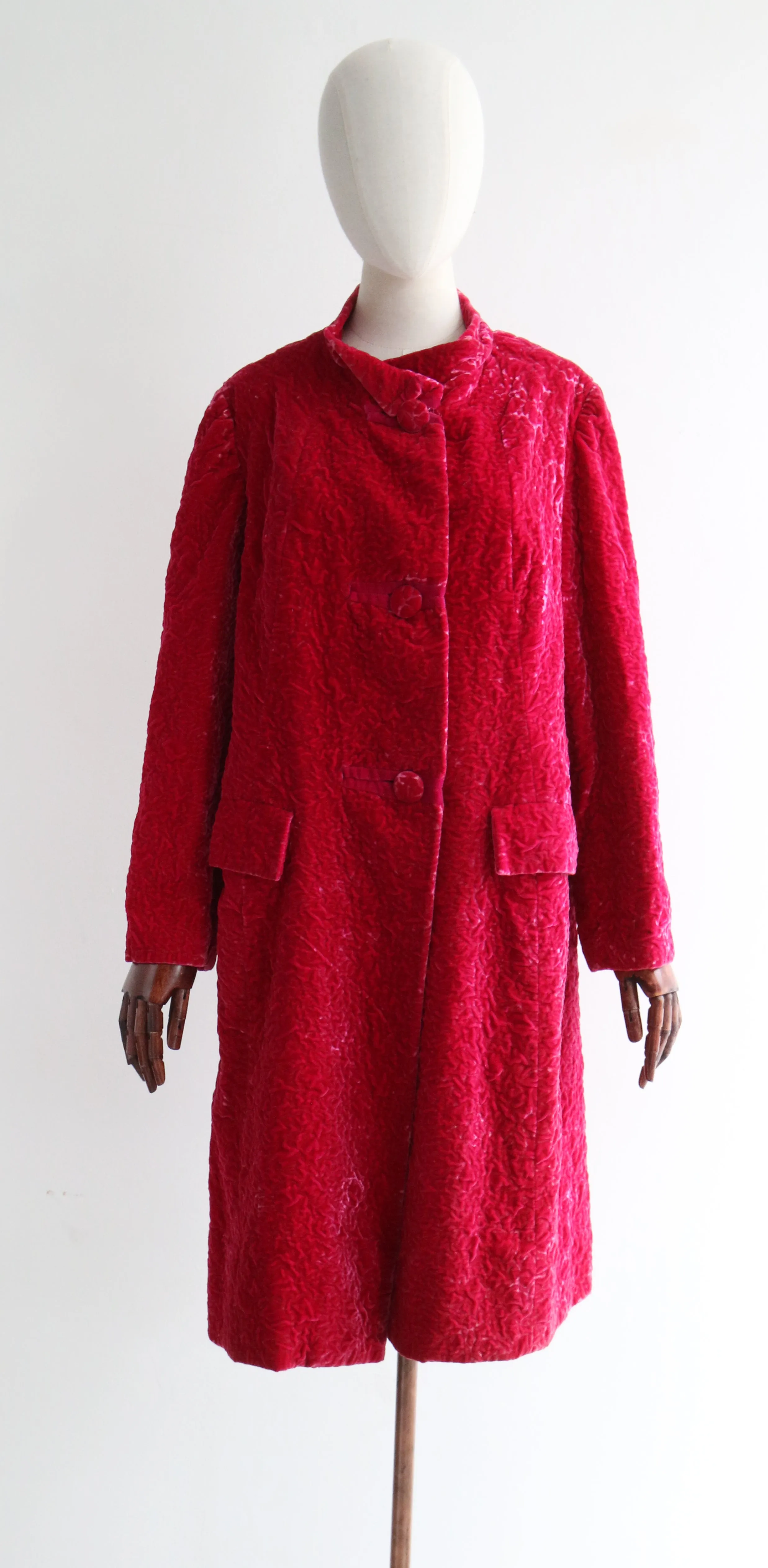 "Pink Matelasse Velvet" Vintage 1960's Hot Pink Matelasse Velvet Coat UK 14 US 10