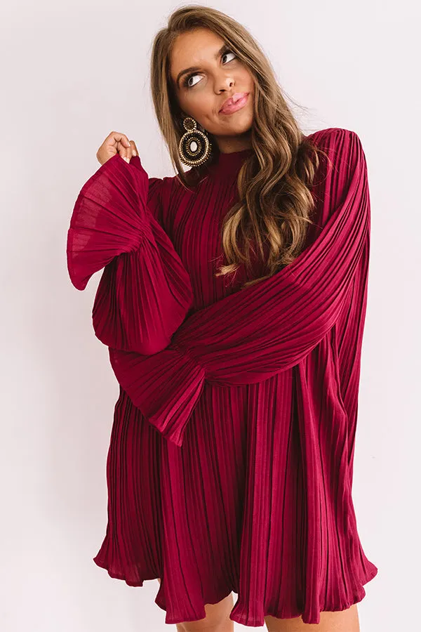 Rooftop Skyline Pleated Shift Dress In Wine