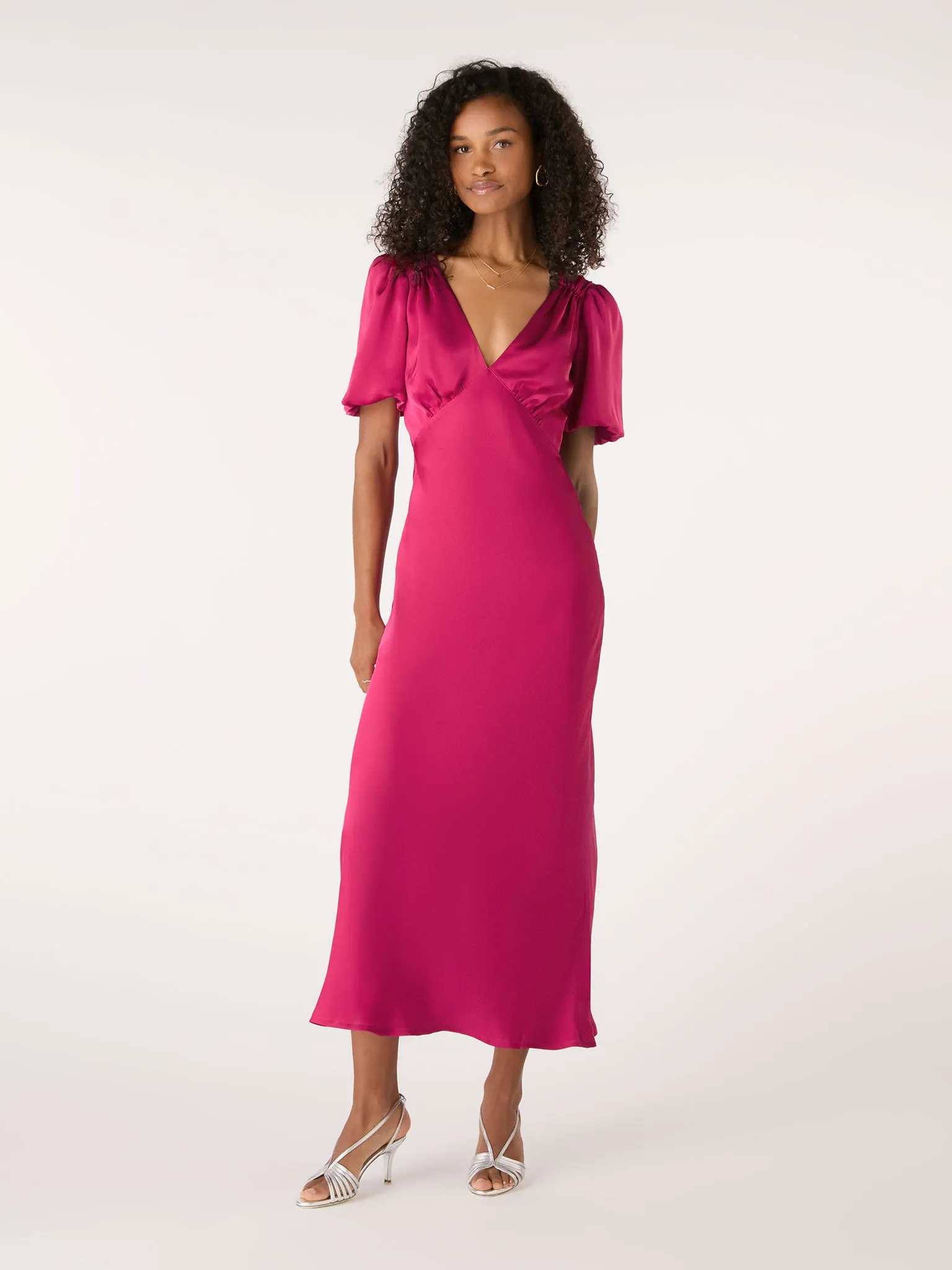 Rosie Ruched Puff Sleeve Dress in Magenta