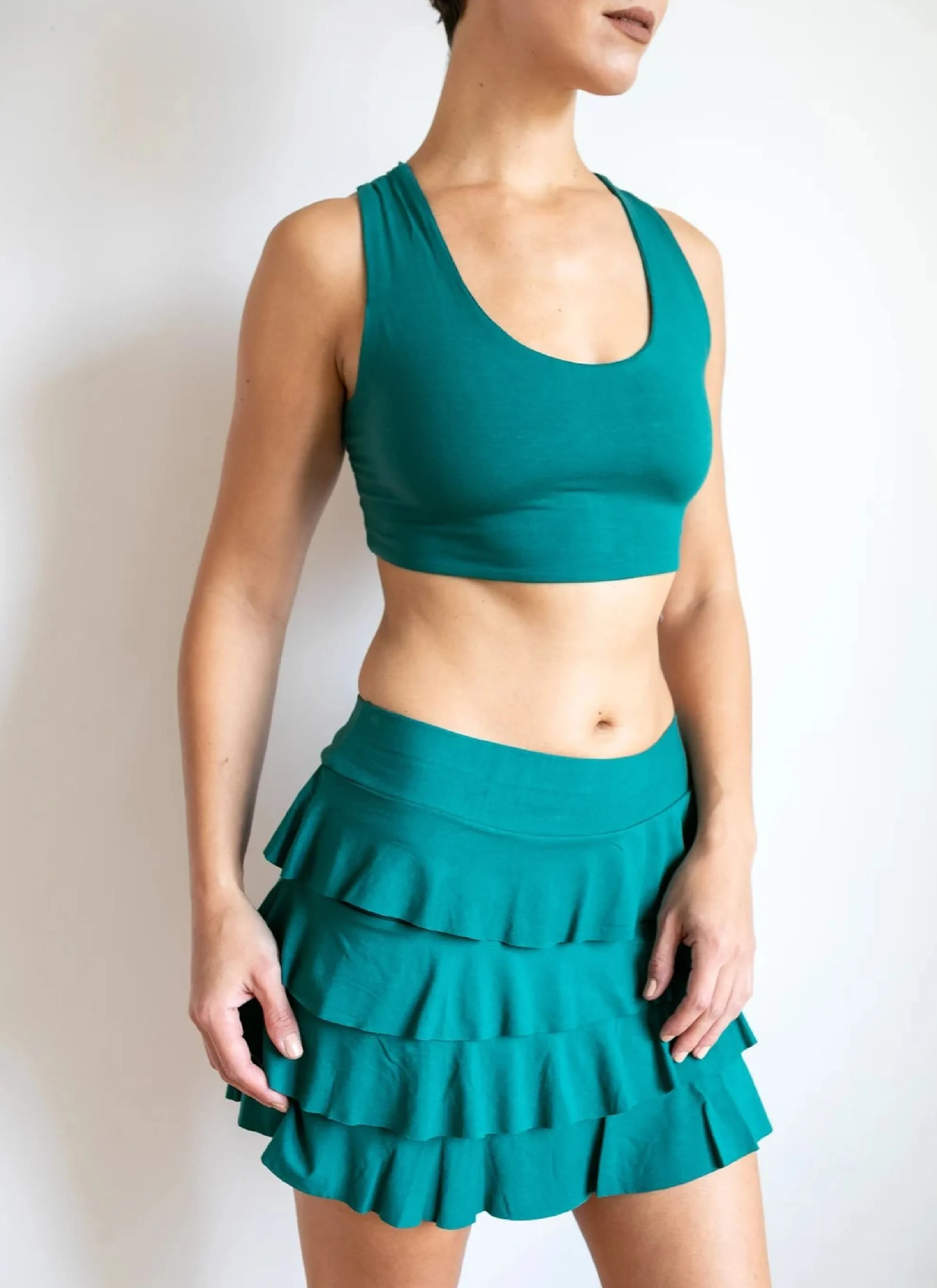 Shanti Criss Cross Back Yoga Tank Sports Bra in Jasper Green