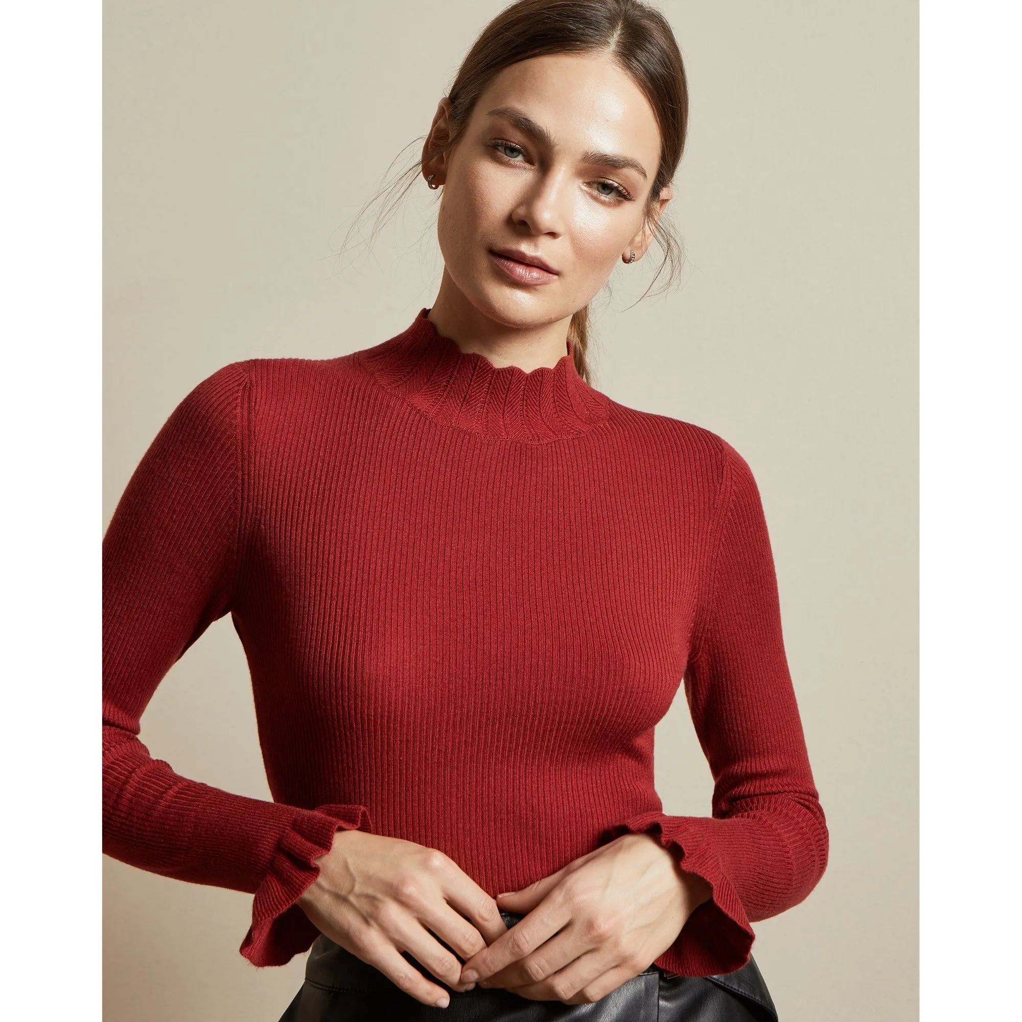 Women Albaai-Wh2W-Scallop Detail Rib Neck Jumper - Dark-Orange